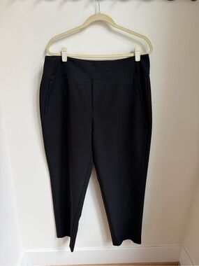 Athleta Black Trekkie North Jogger Size 16